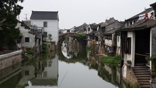 小鹏X9正式开启全国交付,配800V高压快充平台